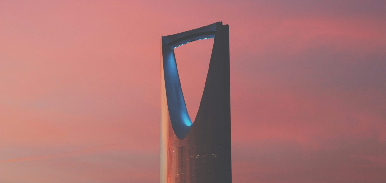 hala-alghanim-f5ZB0LHwi0s-unsplash